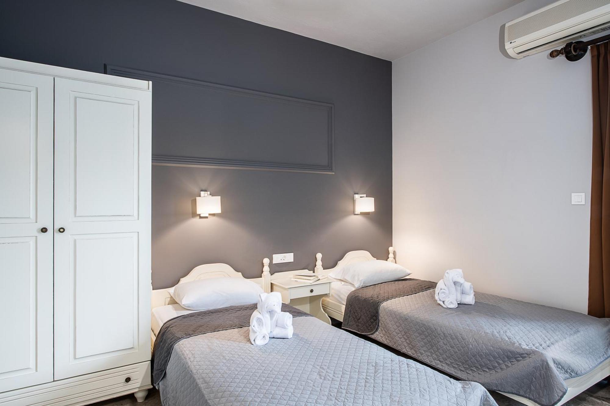 Lia Beachfront Apartments Stalós Zewnętrze zdjęcie