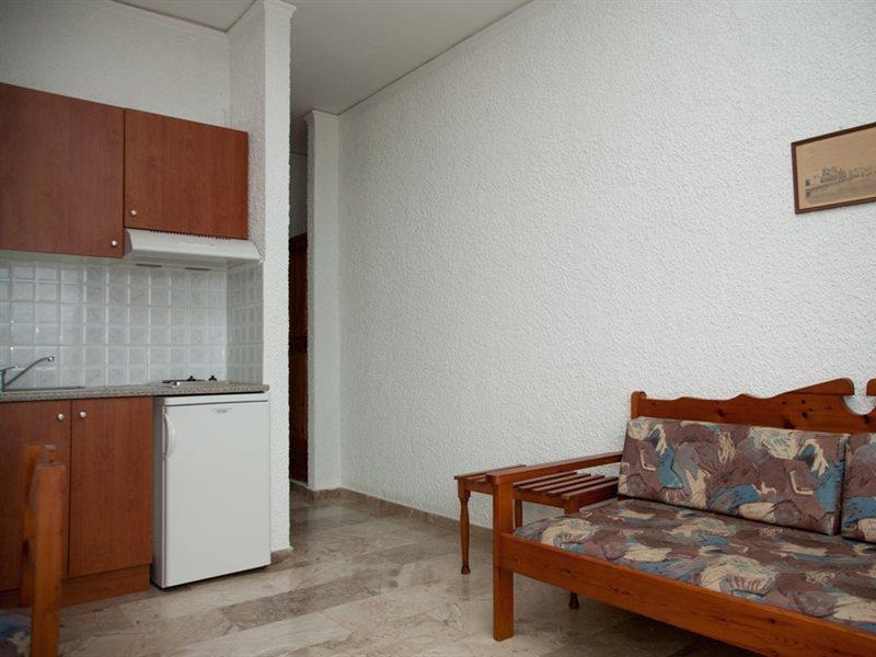 Lia Beachfront Apartments Stalós Zewnętrze zdjęcie
